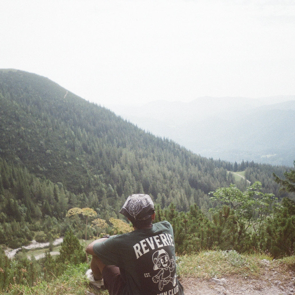 RUN CLUB TEE – Reverie Run Club